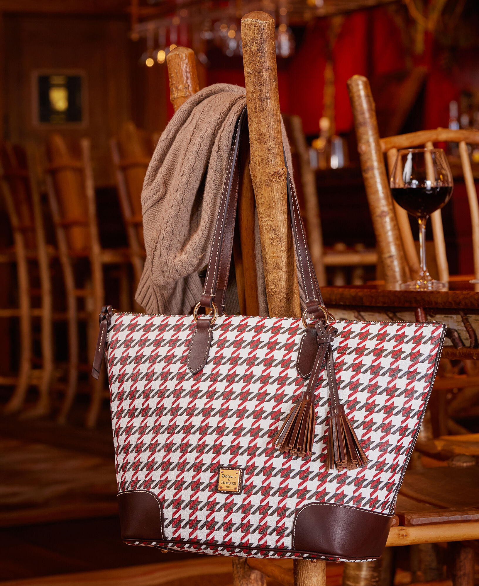 Houndstooth Pattern Tote Bag