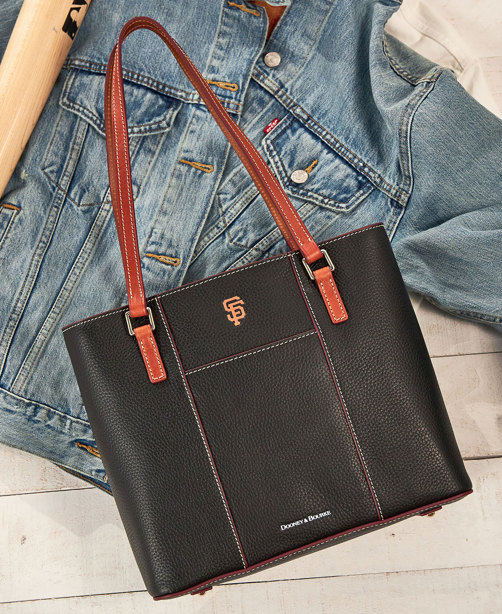 Dooney and bourke lexington small shopper shop