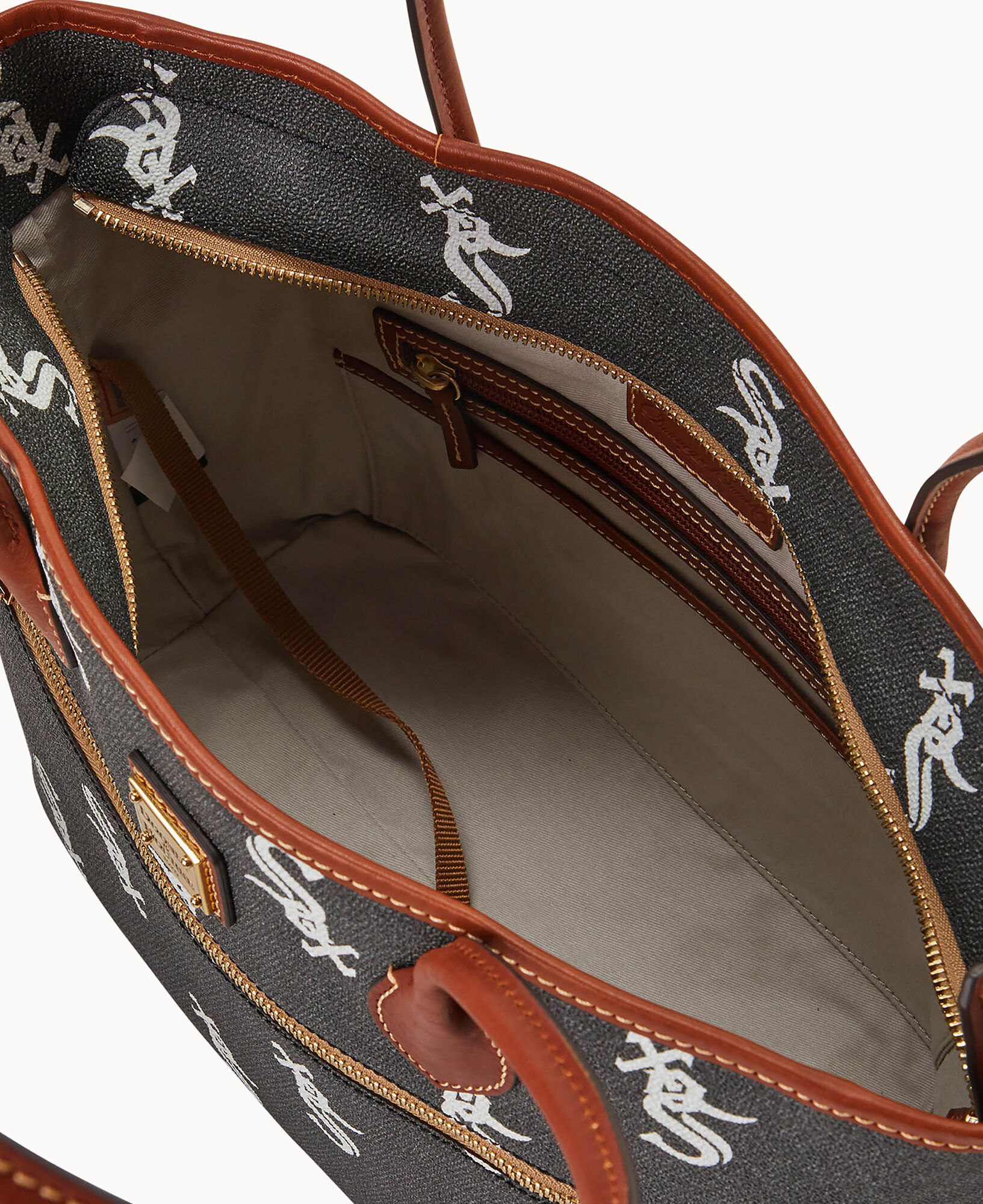 Dooney and shop bourke white sox