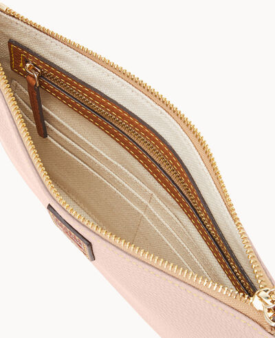 Pebble Grain Large Wristlet