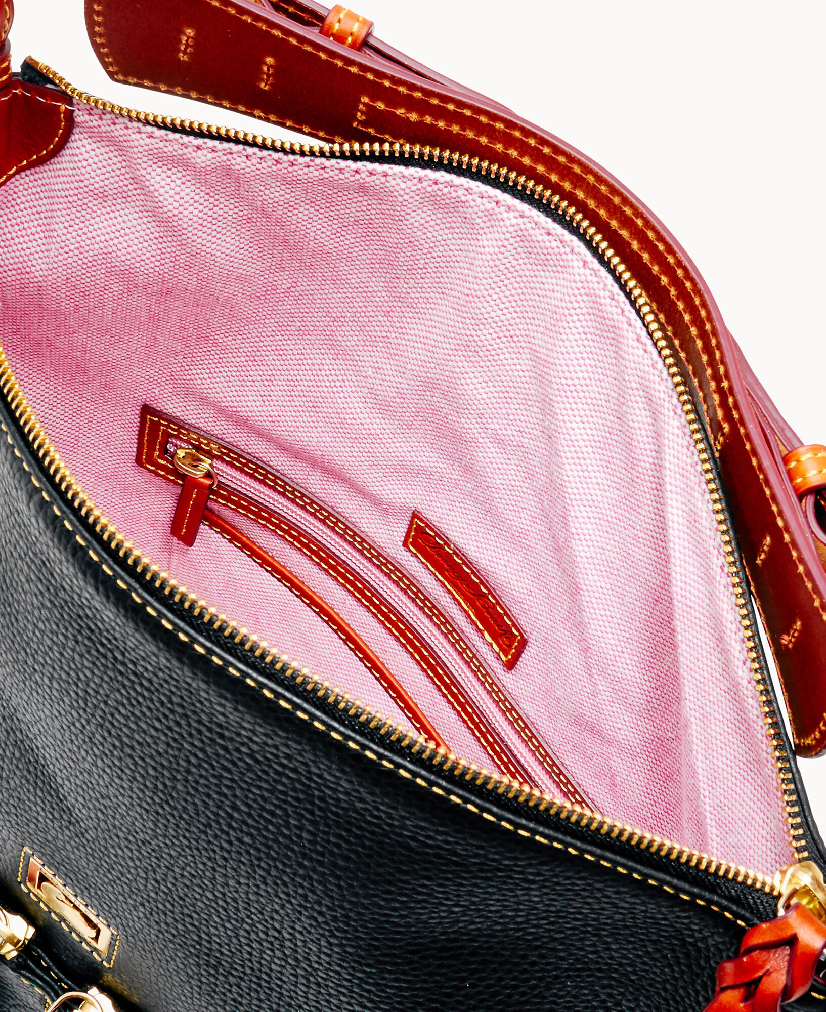 Dooney and bourke dillen medium pocket sac best sale