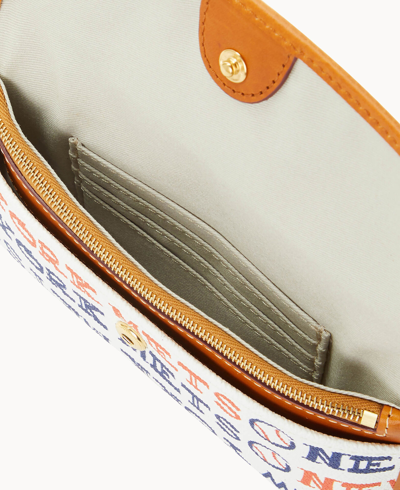 Dooney and bourke milly wristlet online