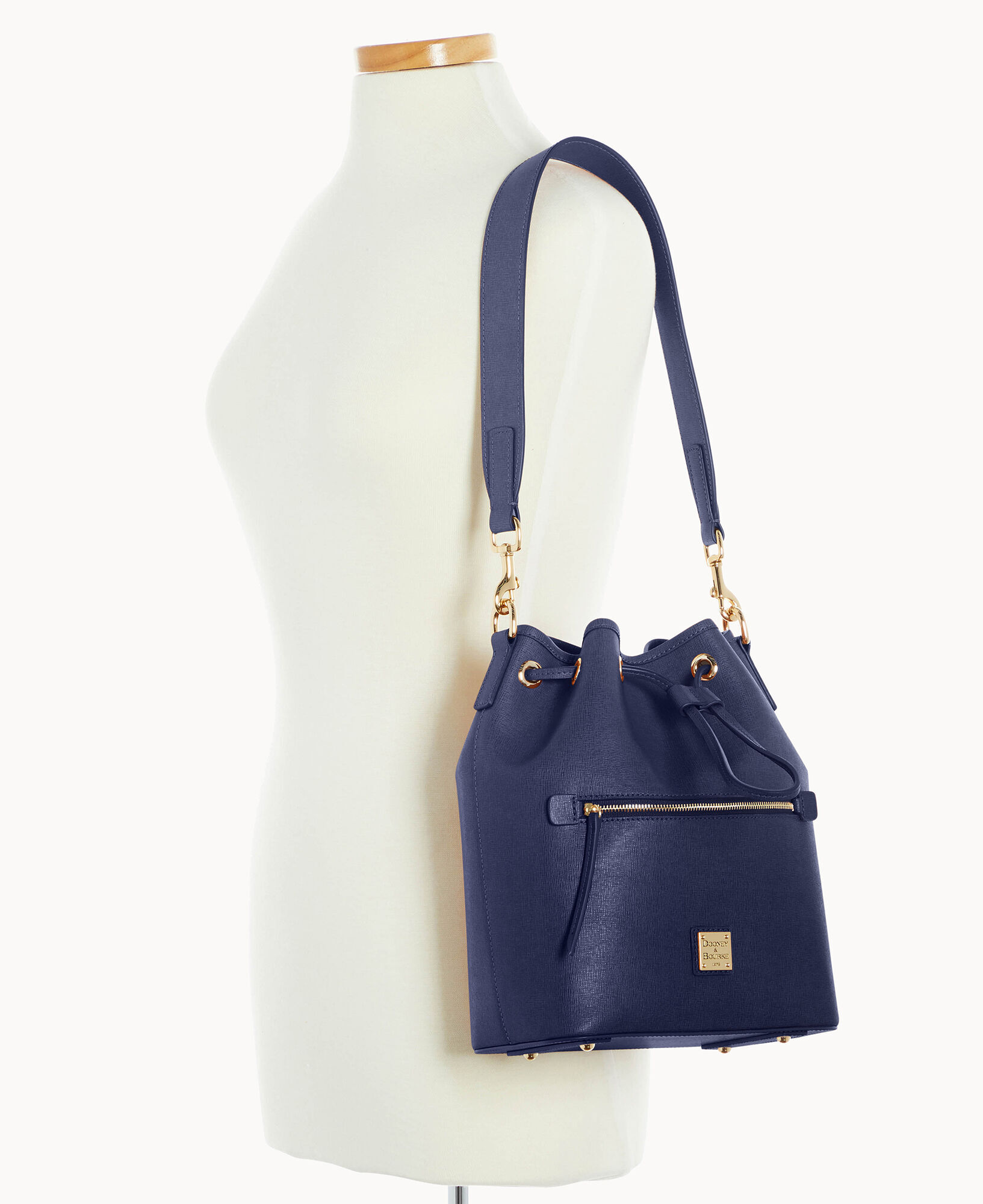 Dooney and bourke navy blue hotsell bag