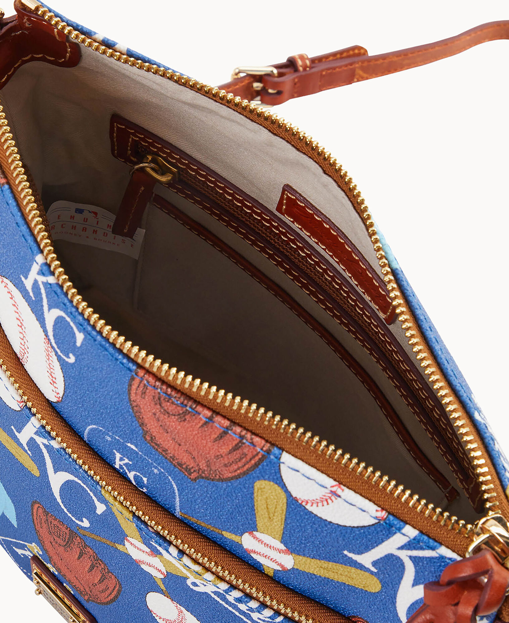 Dooney and bourke royals purse 2025