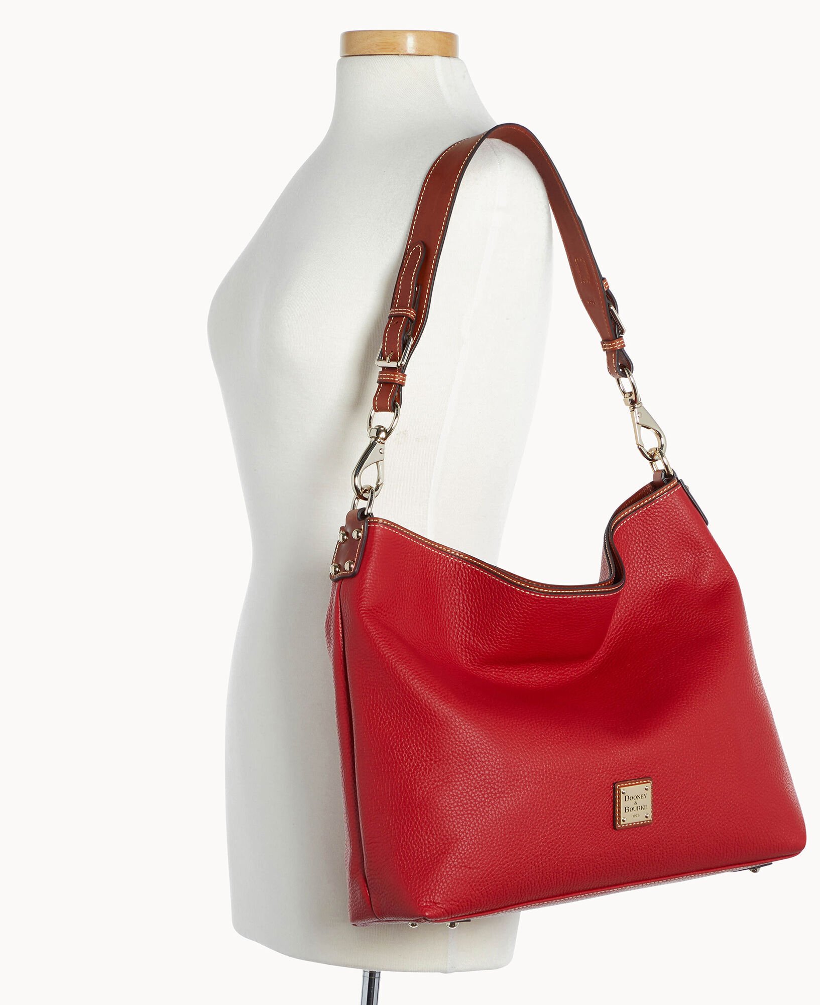 Dooney & bourke courtney sac deals