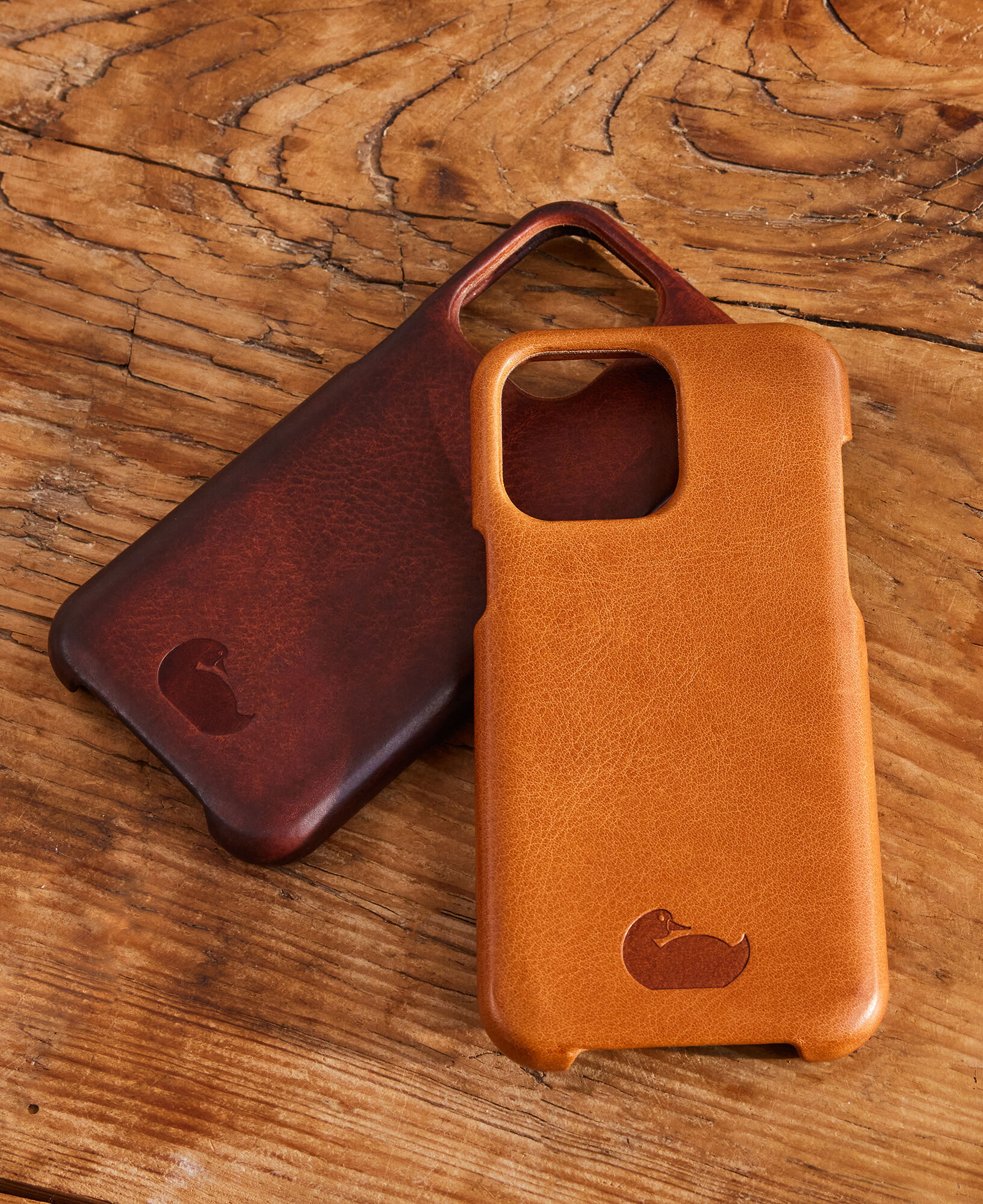 Dooney and bourke cell phone case outlet
