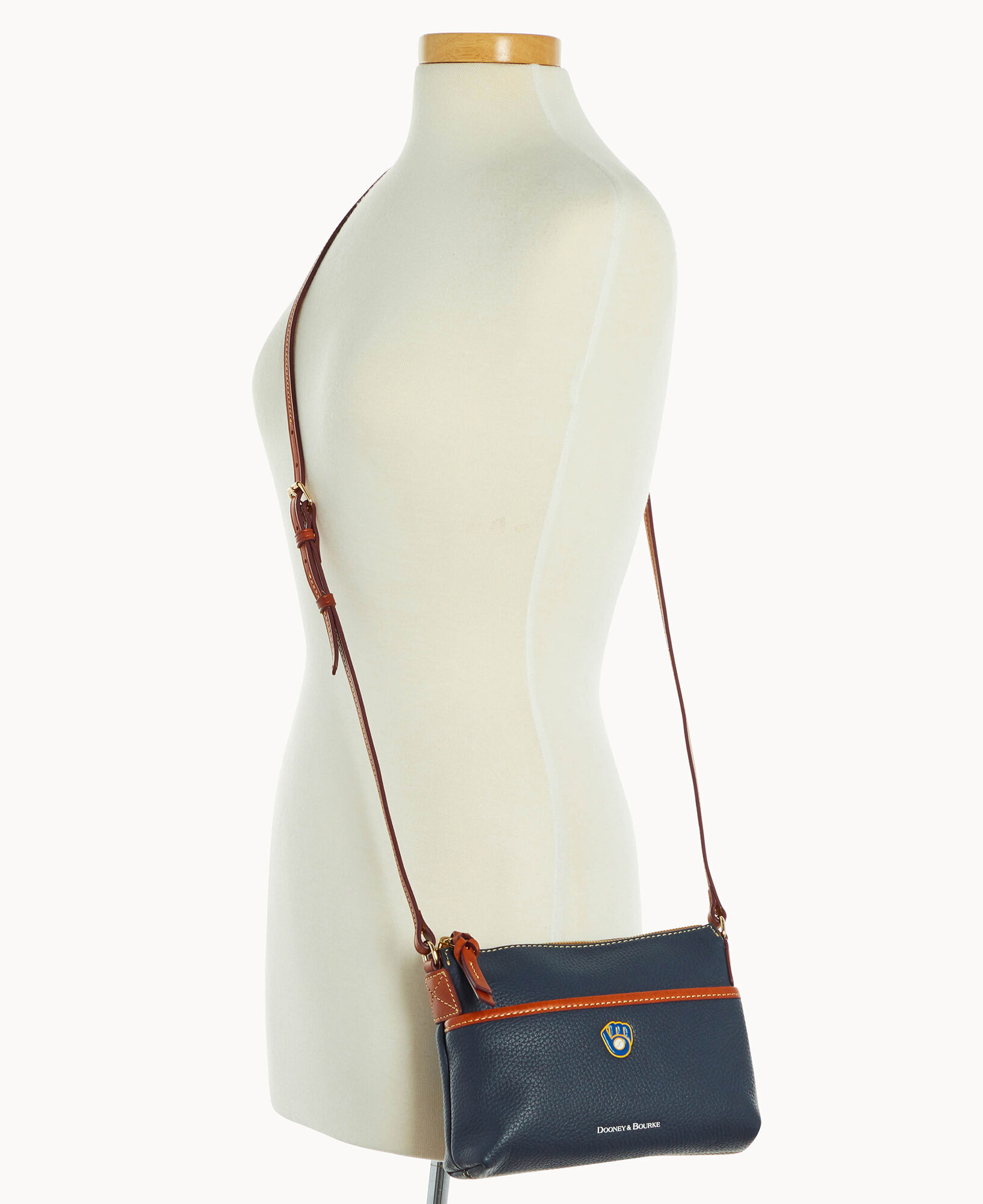 Dooney and bourke brewers cheap
