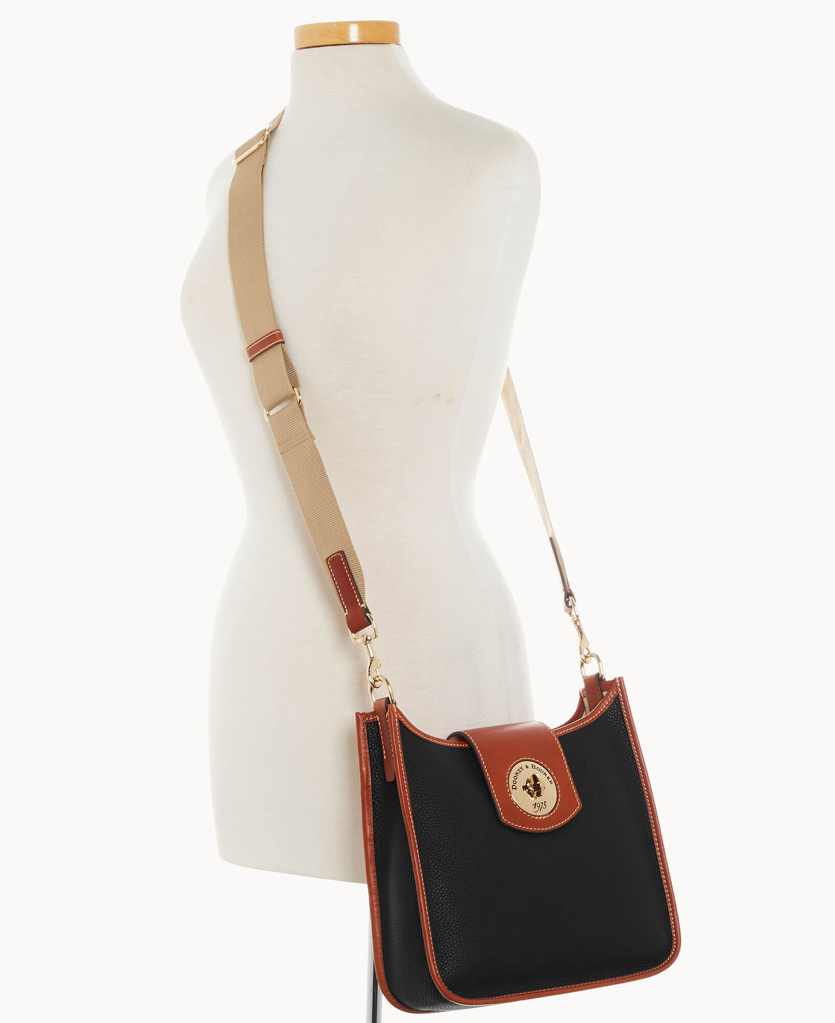 Dooney and 2025 bourke messenger bag