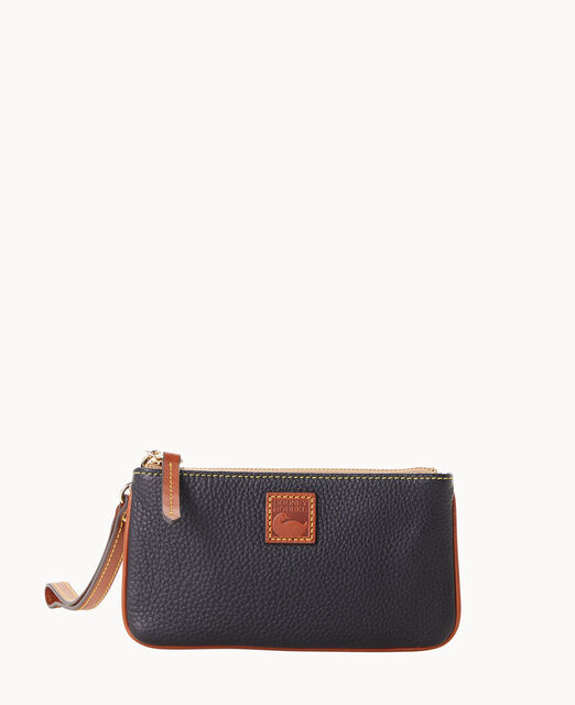 Pebble Grain Medium Wristlet