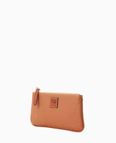 Pebble Grain Medium Wristlet