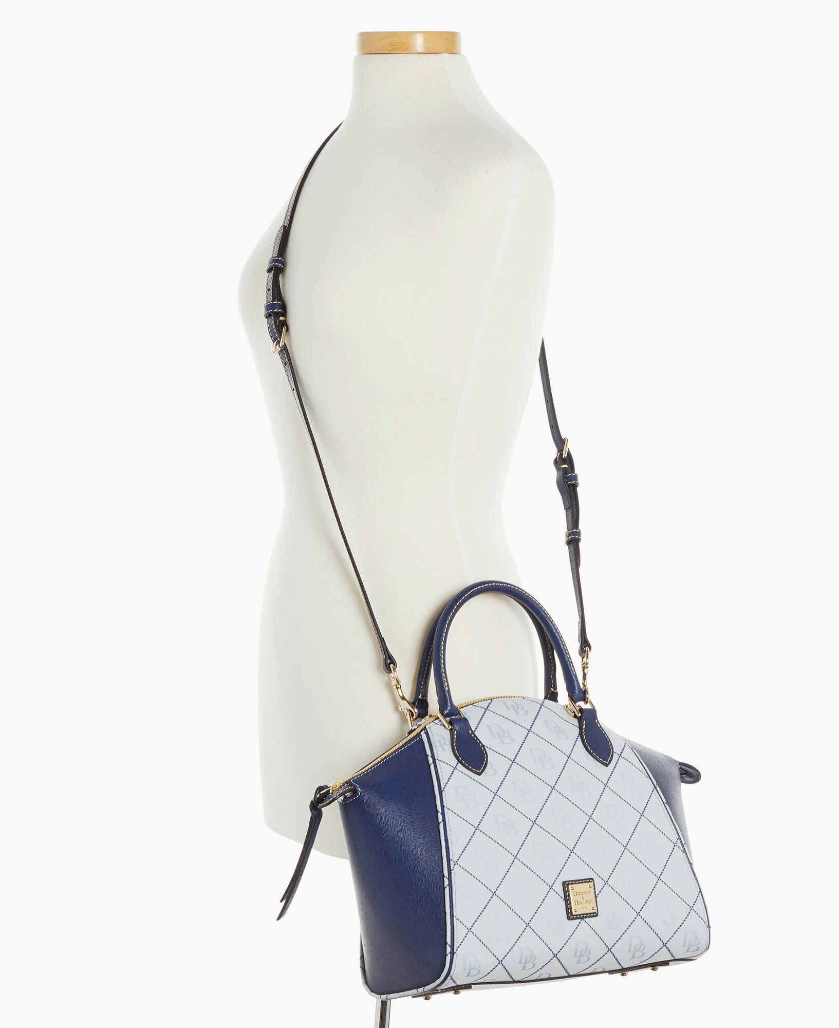 Dooney and bourke maxi quilt online