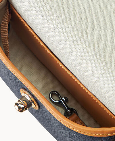 Pebble Grain Turnlock Crossbody 22