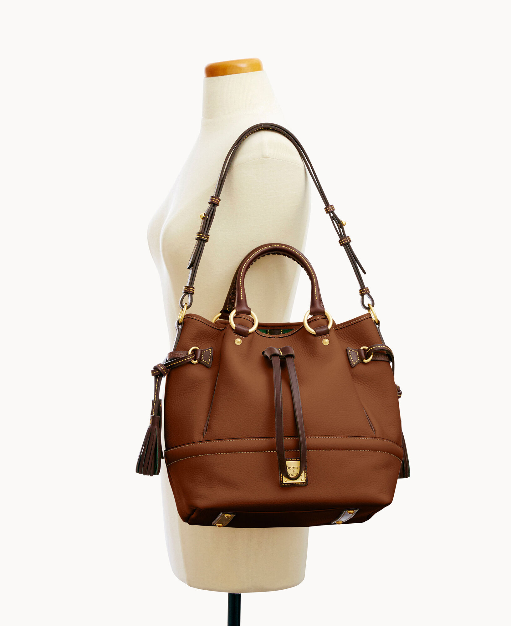 Dooney hotsell buckley bag