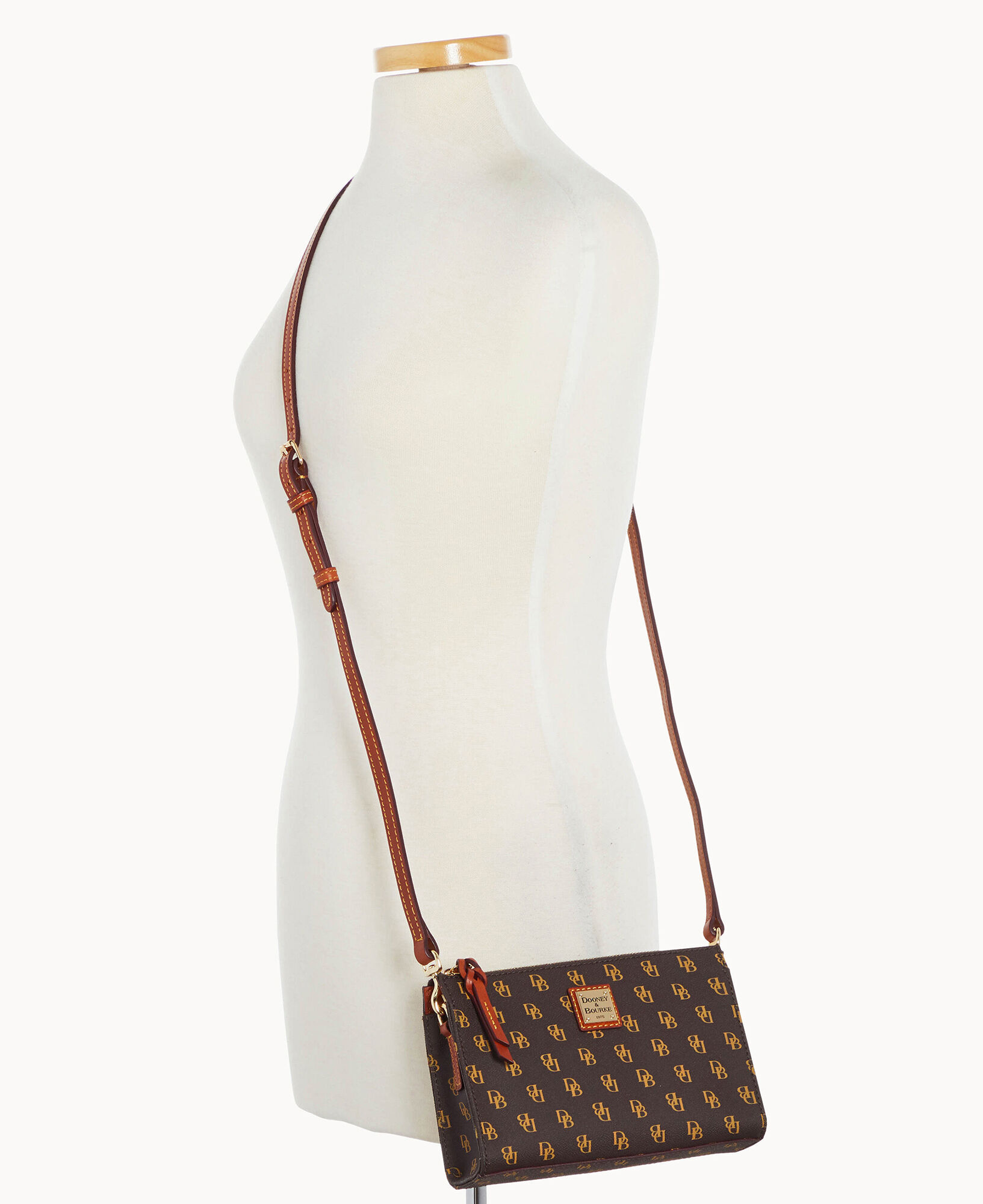 Dooney janine crossbody 2025