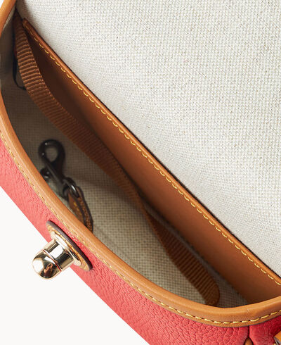 Pebble Grain Turnlock Crossbody 22